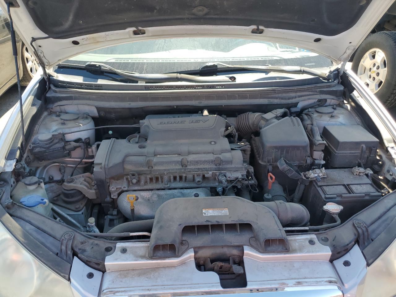 2010 Hyundai Elantra - Image 11
