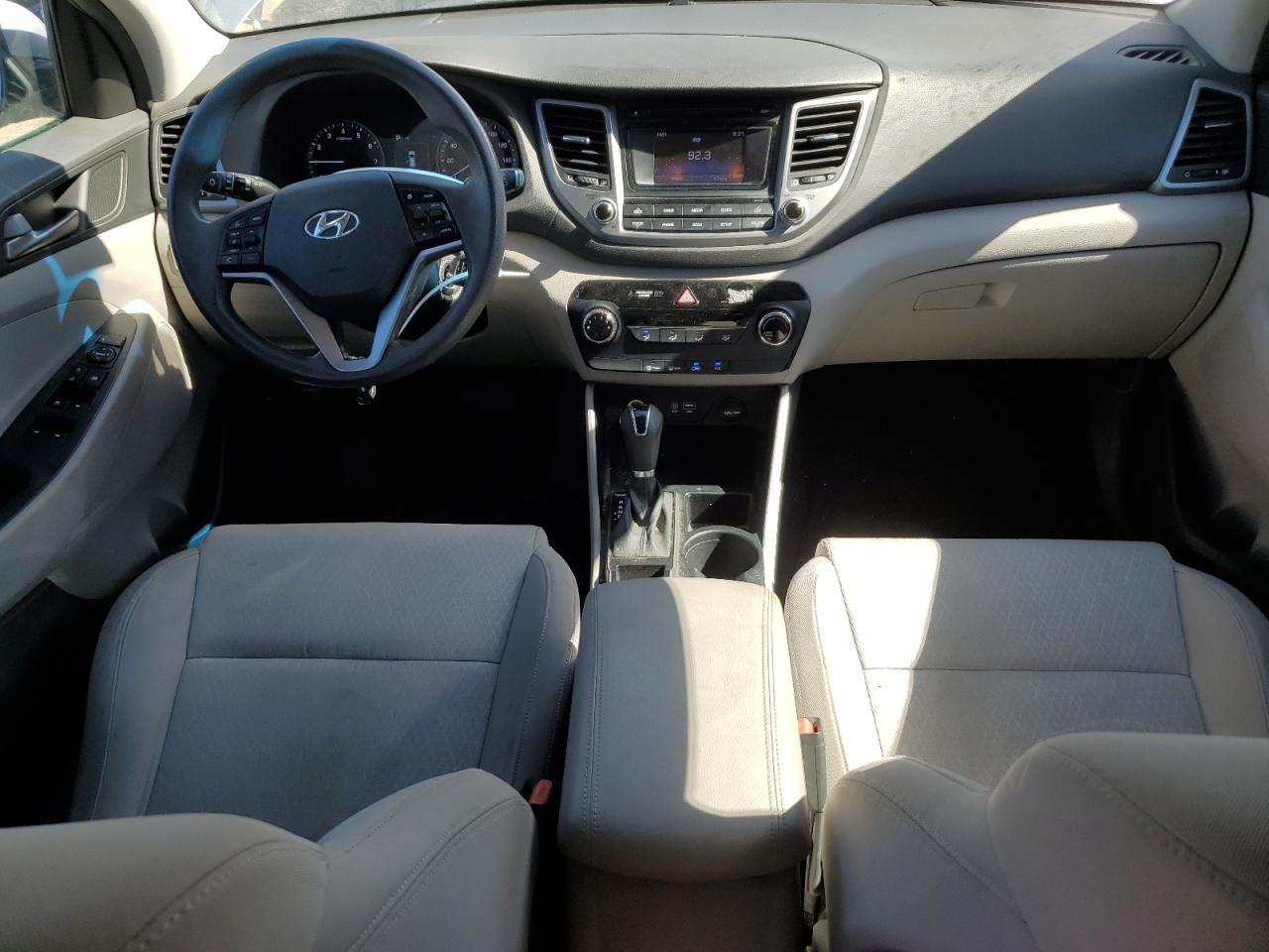 2016 Hyundai Tucson - Image 8