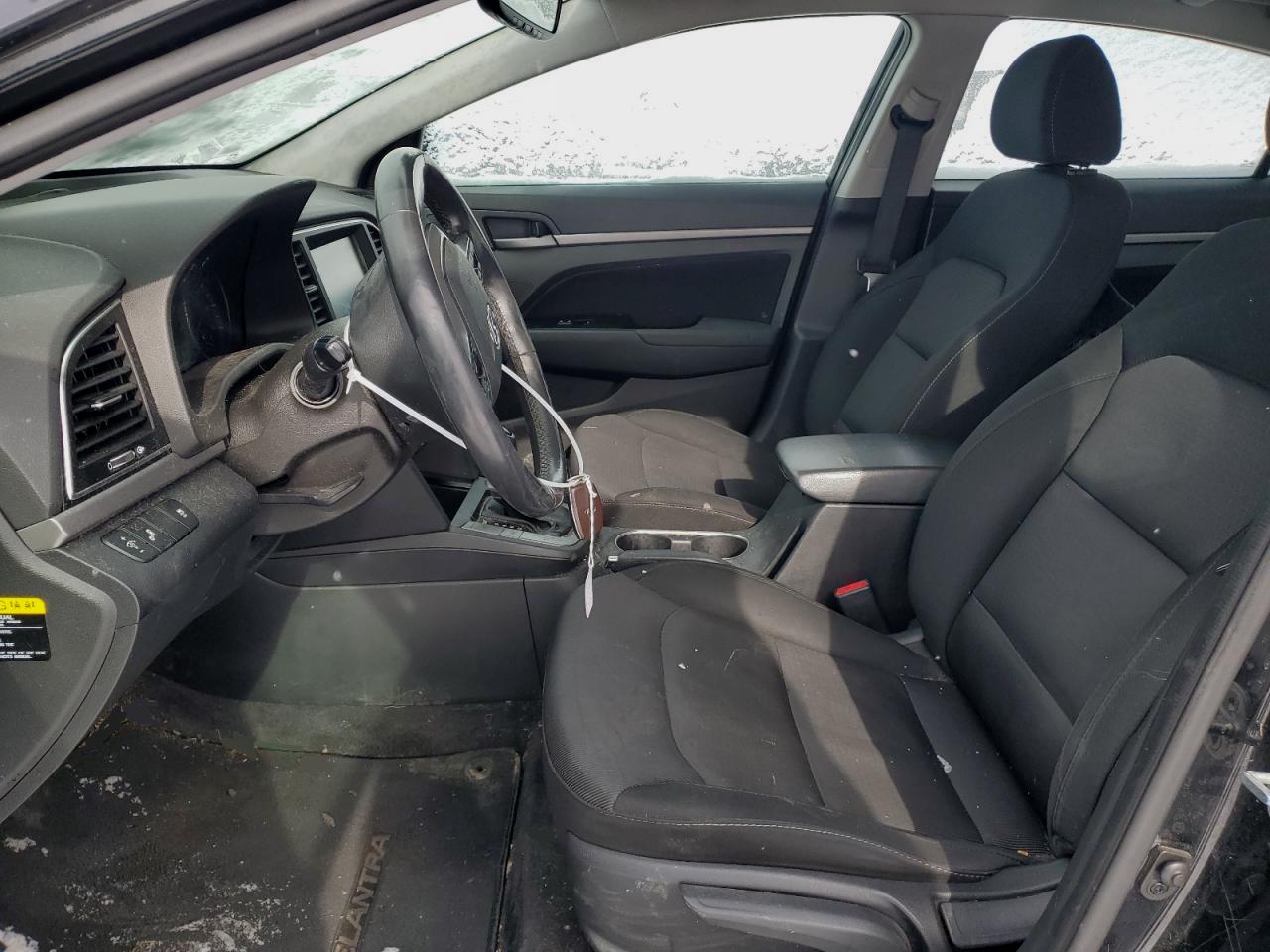 2018 Hyundai Elantra - Image 7
