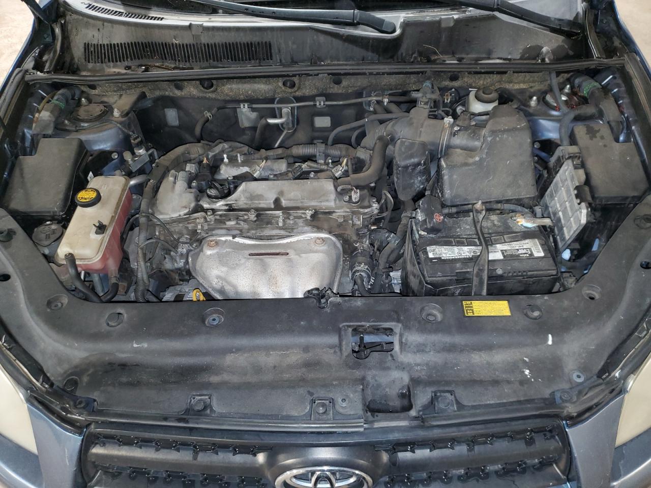 2010 Toyota RAV 4 - Image 12