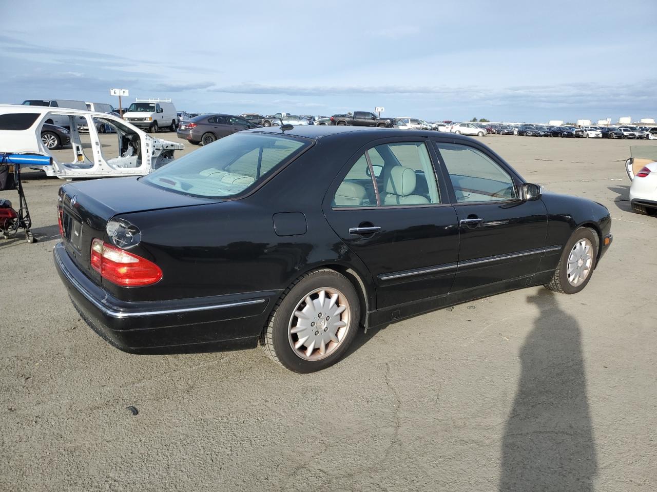 2000 Mercedes-Benz E-klasse - Image 3