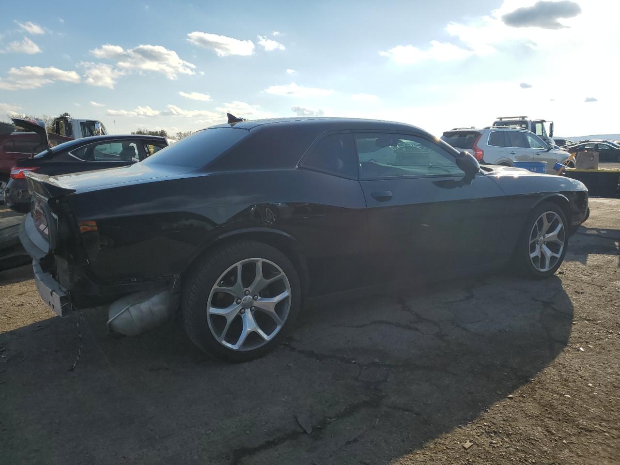 2016 Dodge Challenger - Image 3