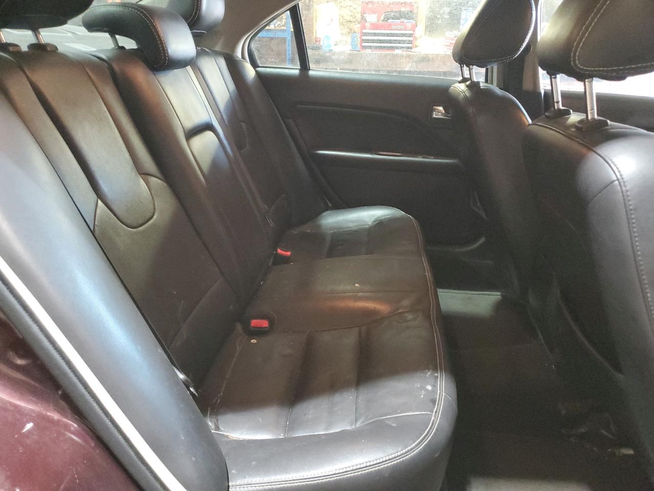 2011 Ford Fusion - Image 10