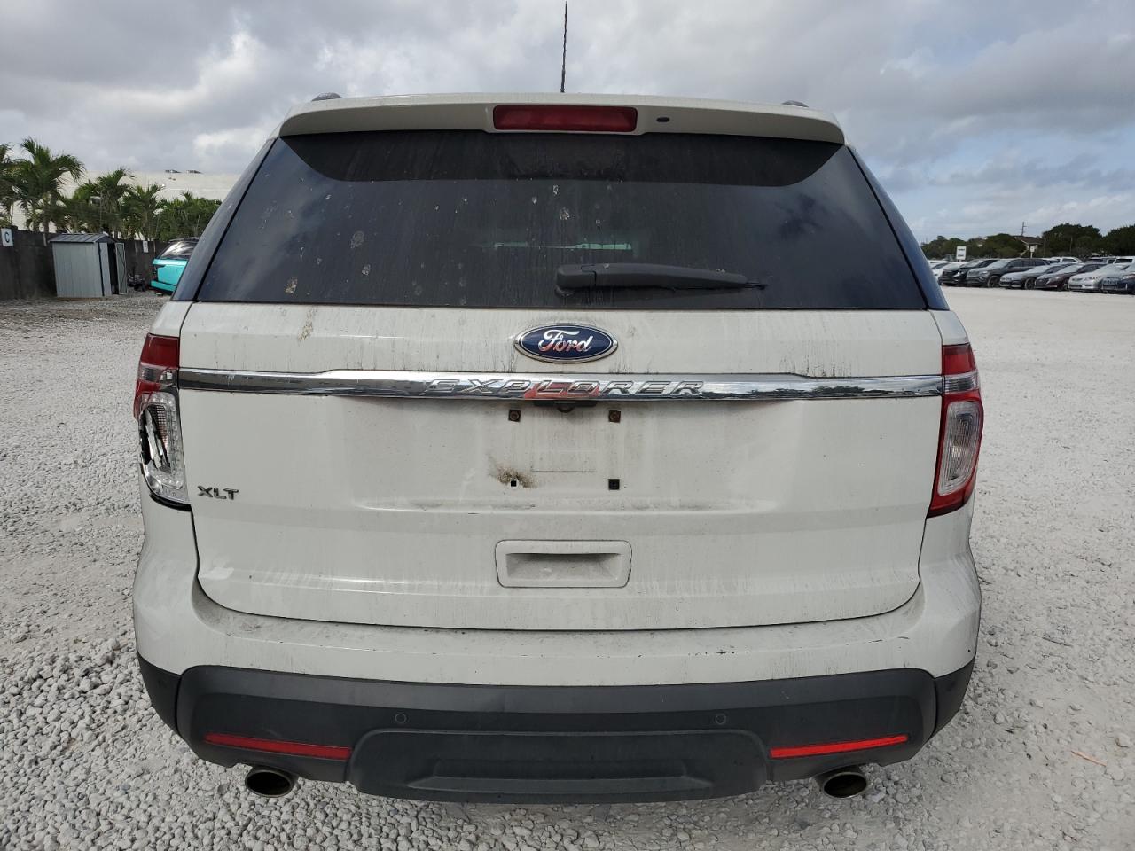 2011 Ford Explorer - Image 6
