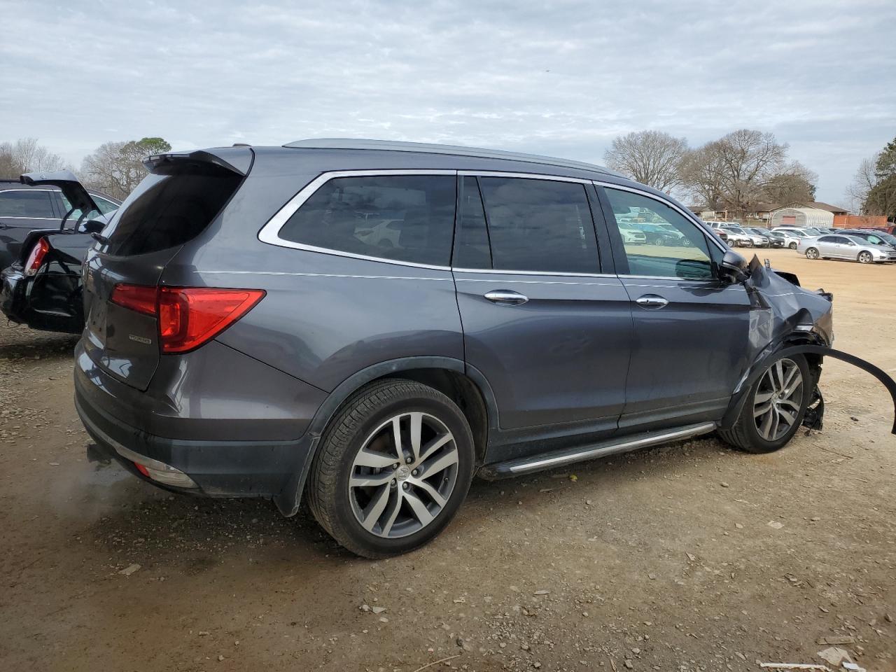 2016 Honda Pilot - Image 3