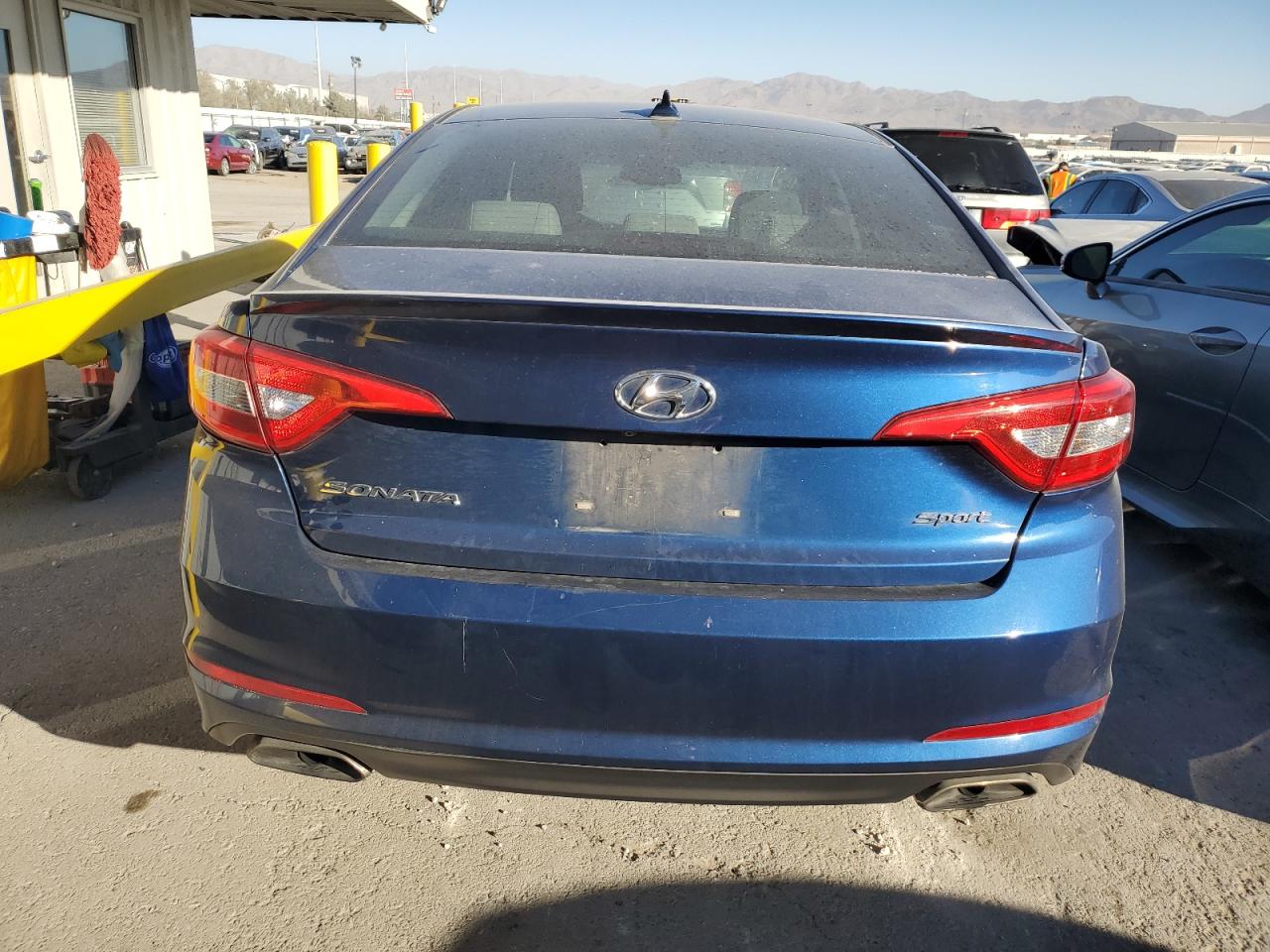 2016 Hyundai Sonata - Image 6