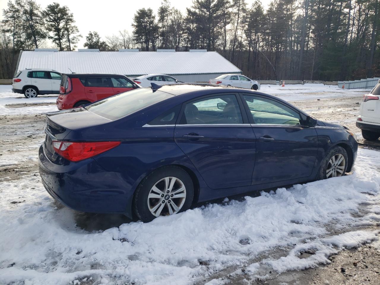 2011 Hyundai Sonata - Image 3