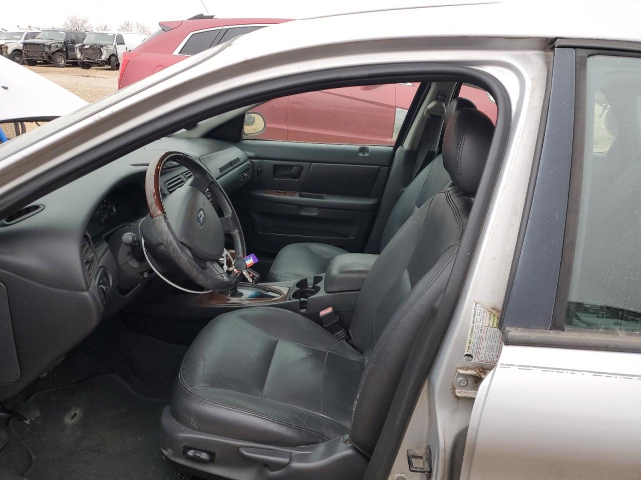 2007 Ford Taurus - Image 7