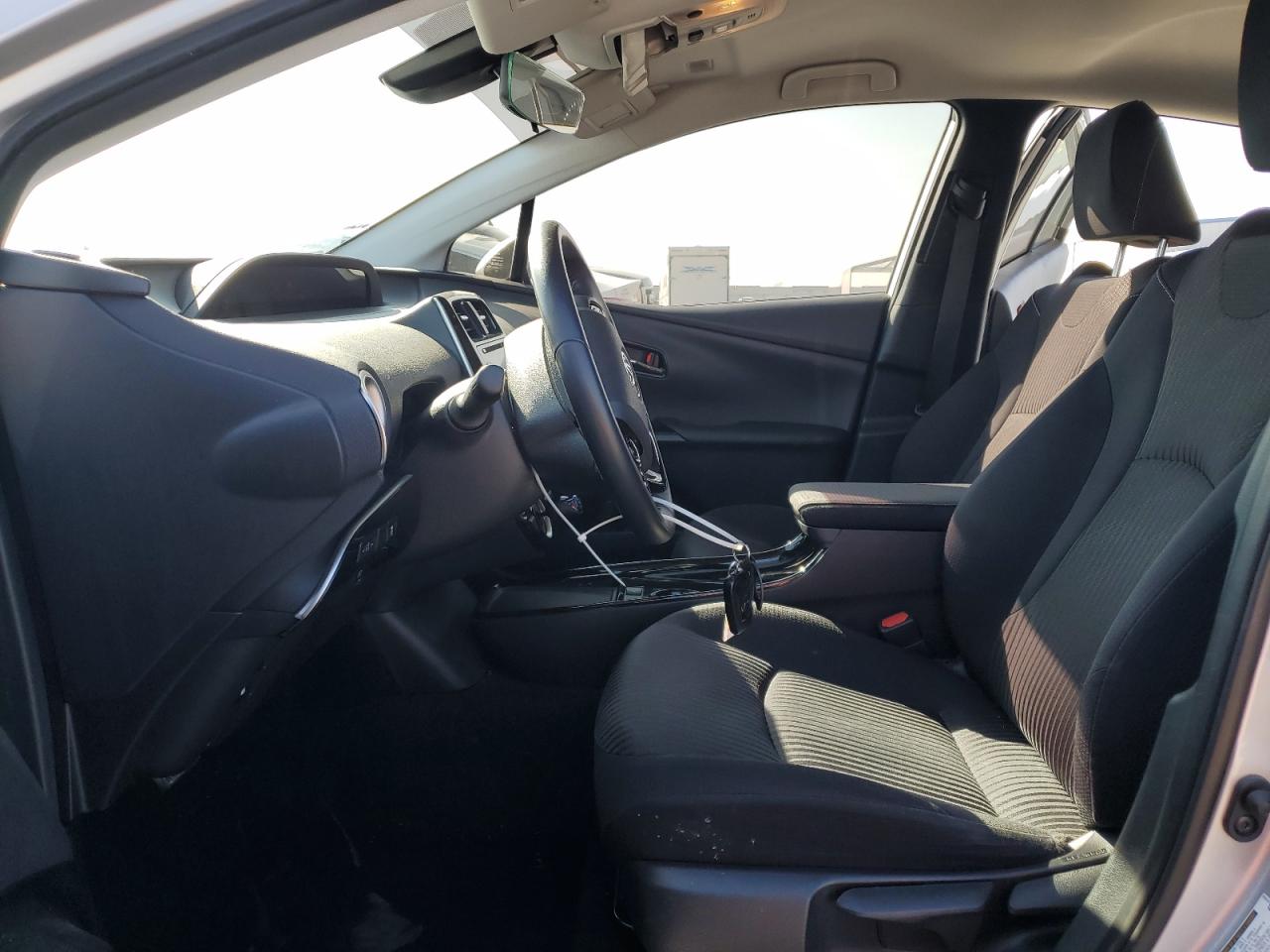 2021 Toyota Prius - Image 7