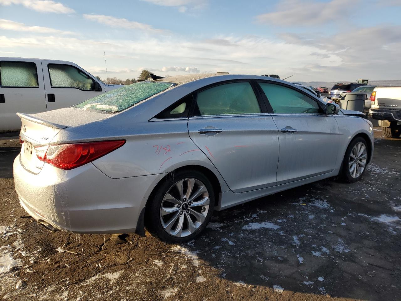 2012 Hyundai Sonata - Image 3