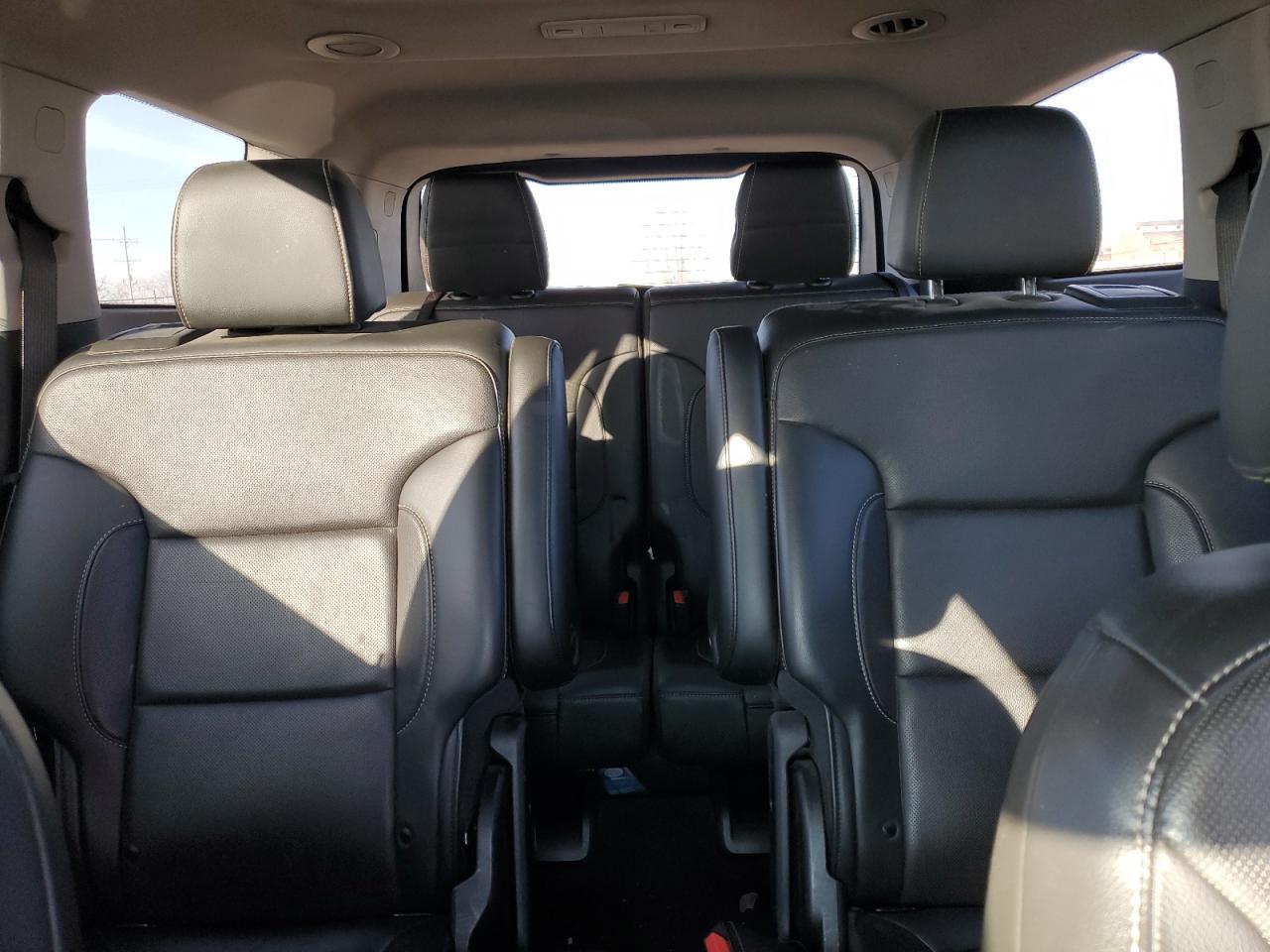 2020 GMC Acadia - Image 10