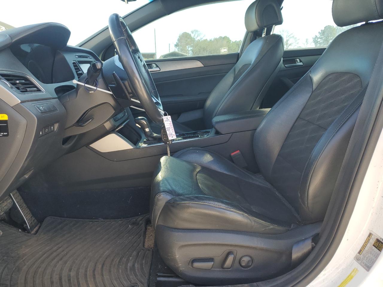 2017 Hyundai Sonata - Image 7