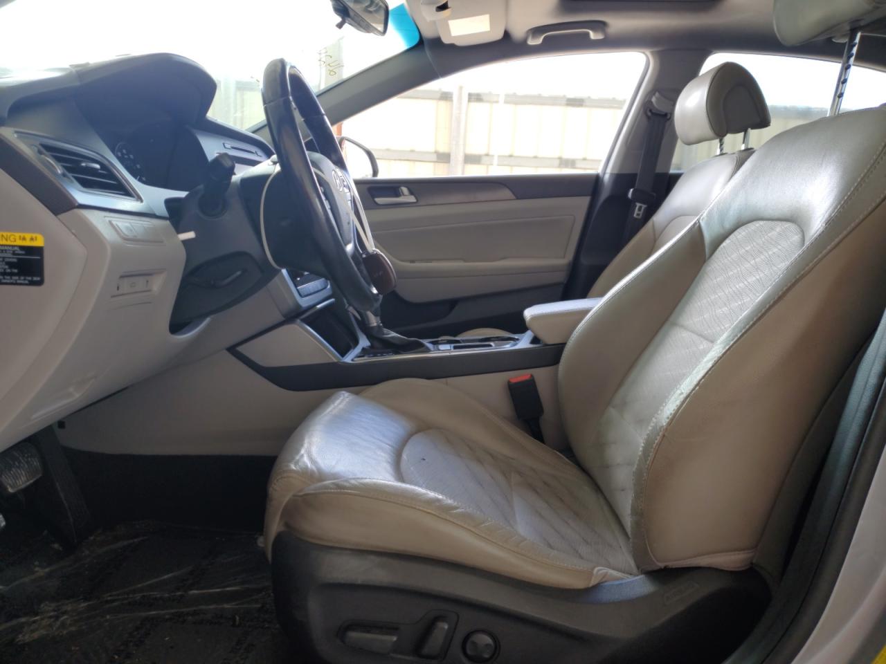 2016 Hyundai Sonata - Image 7