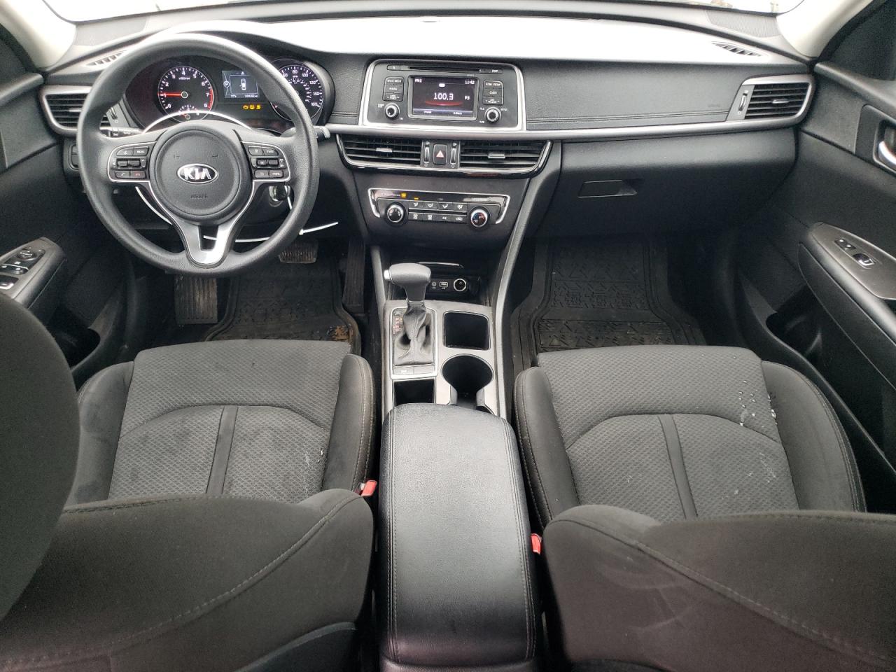 2017 Kia Optima - Image 8