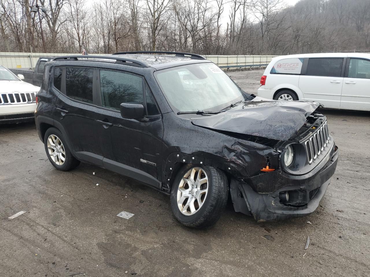 2018 Jeep Renegade - Image 4