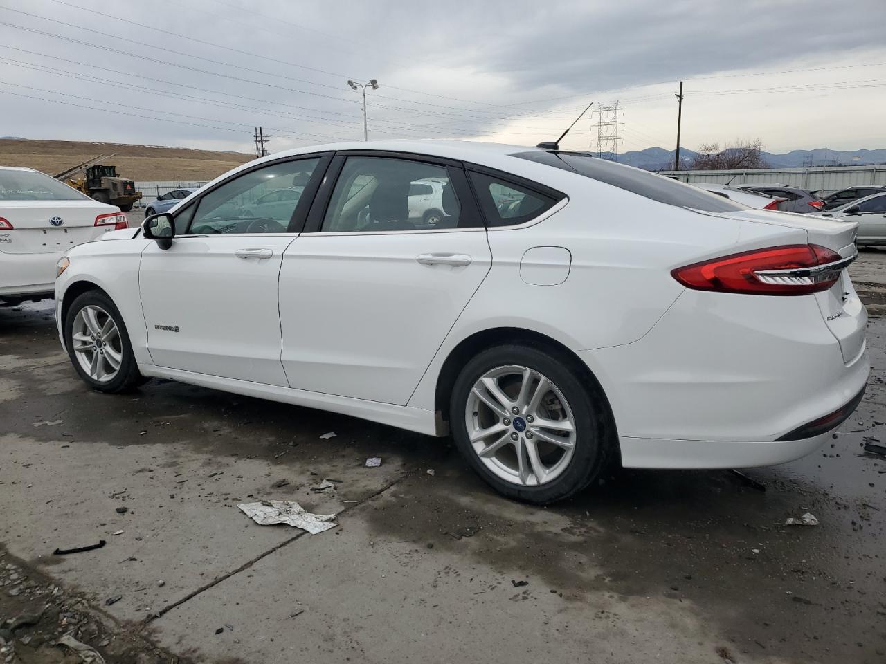 3FA6P0LU2JR124590 FORD FUSION 2018
