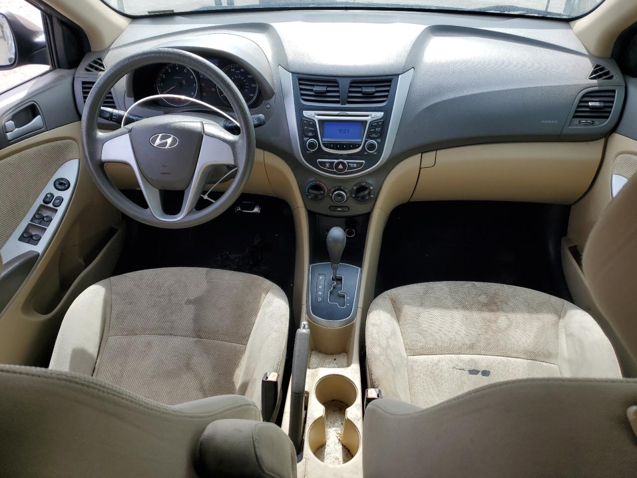 2013 Hyundai Accent - Image 8