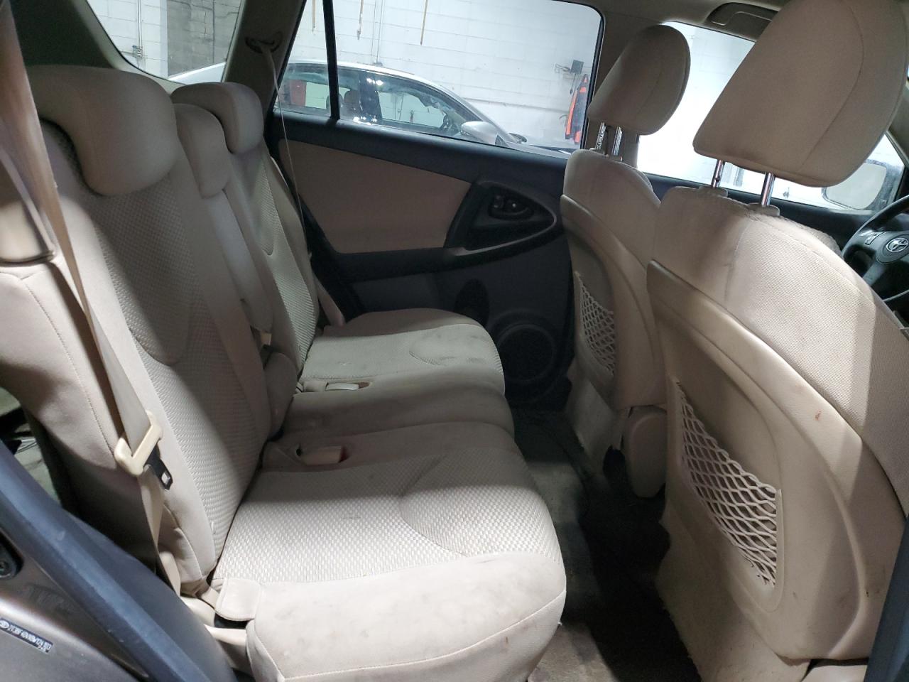 2011 Toyota RAV 4 - Image 11