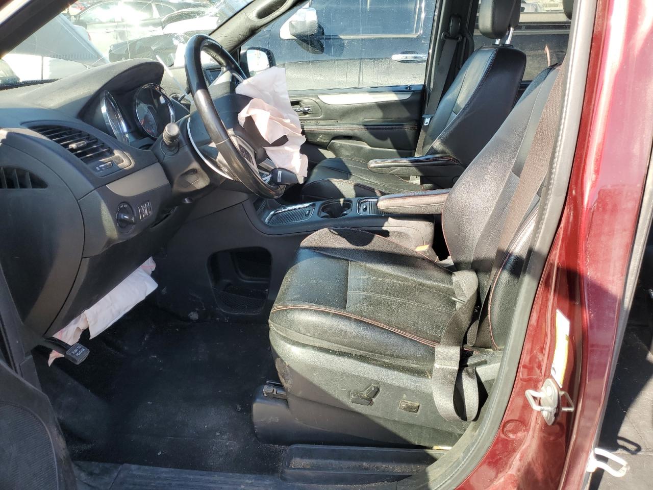 2019 Dodge Caravan - Image 7