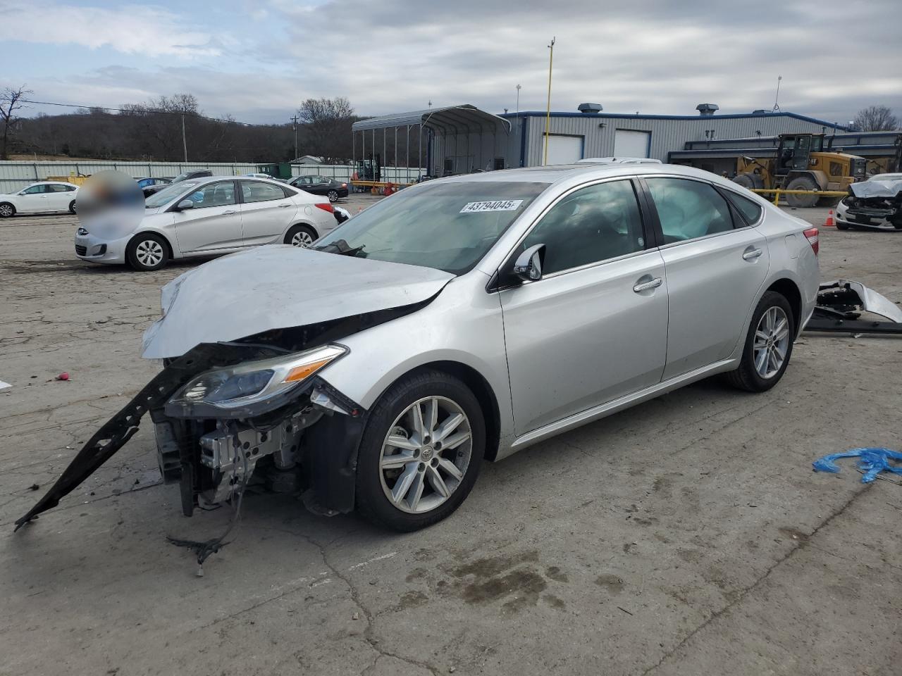 2014 Toyota Avalon - Image 1