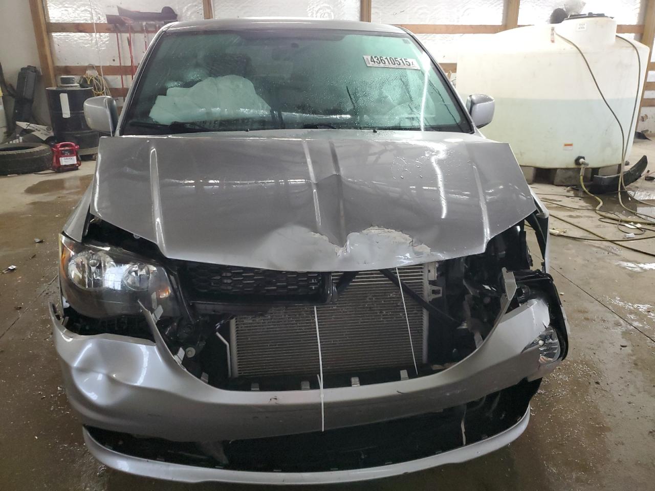 2016 Dodge Caravan - Image 5