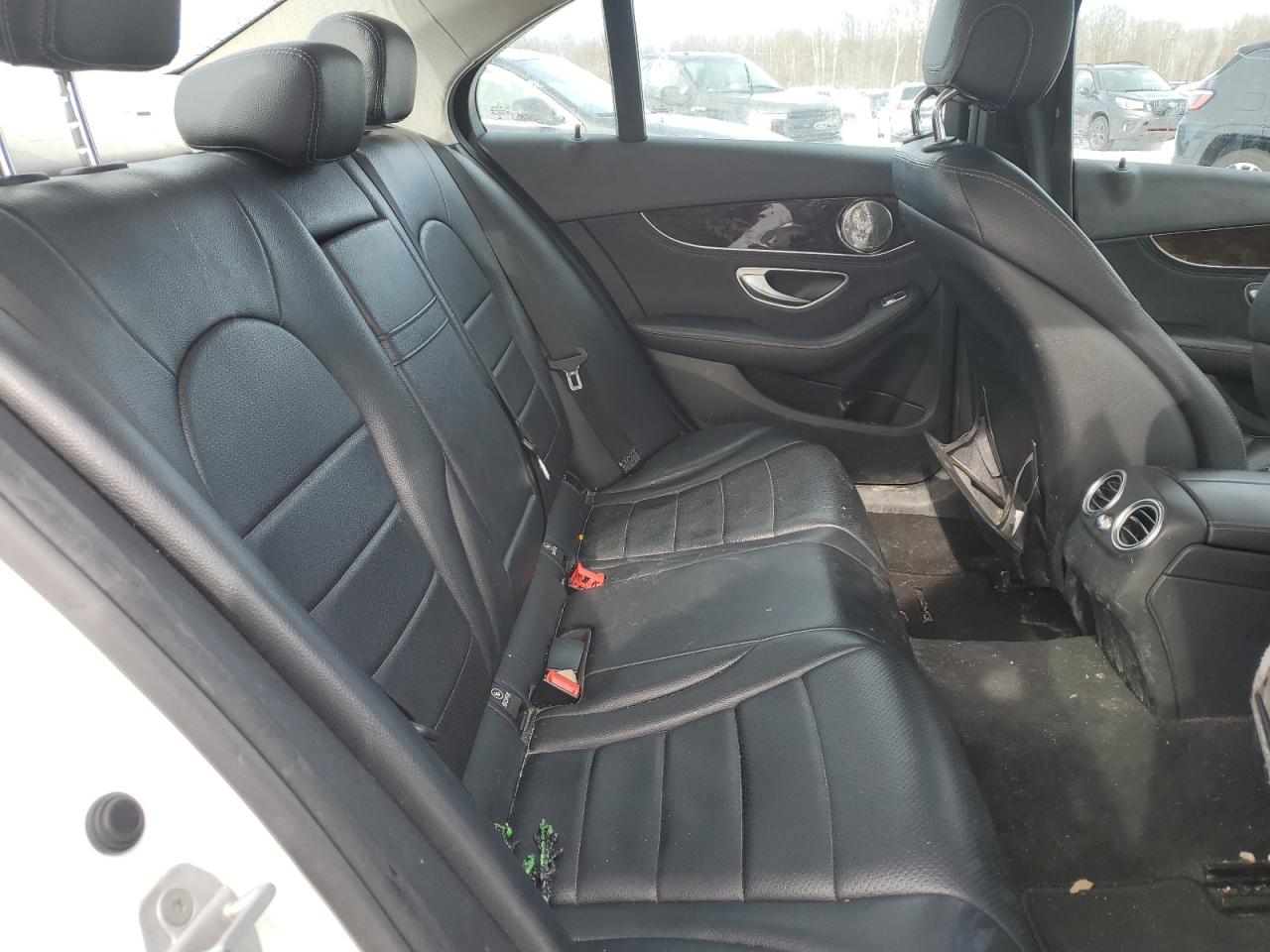2015 Mercedes-Benz C-klasse - Image 10