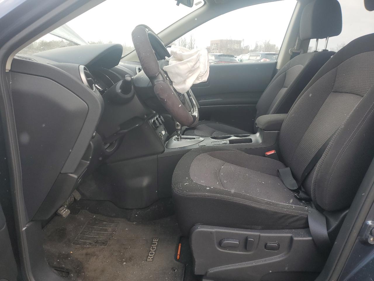 2012 Nissan Rogue - Image 7