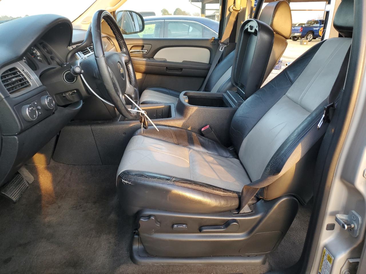 2008 Chevrolet Tahoe - Image 7