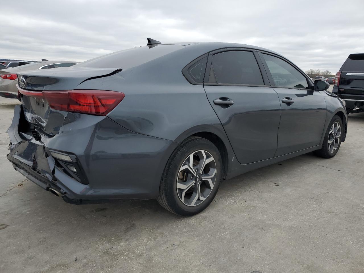 2021 Kia Forte - Image 3