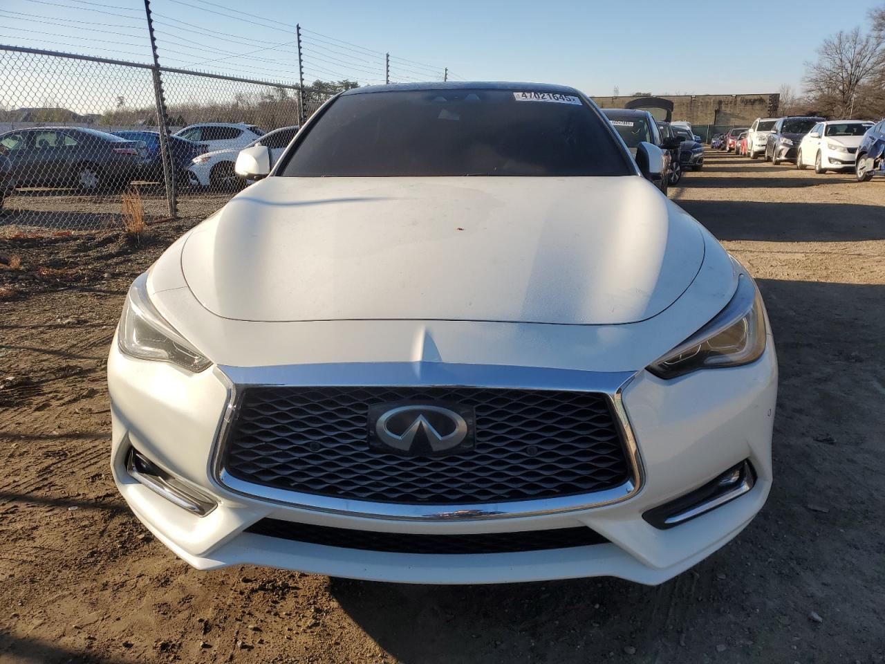 2017 Infiniti Q60 - Image 5