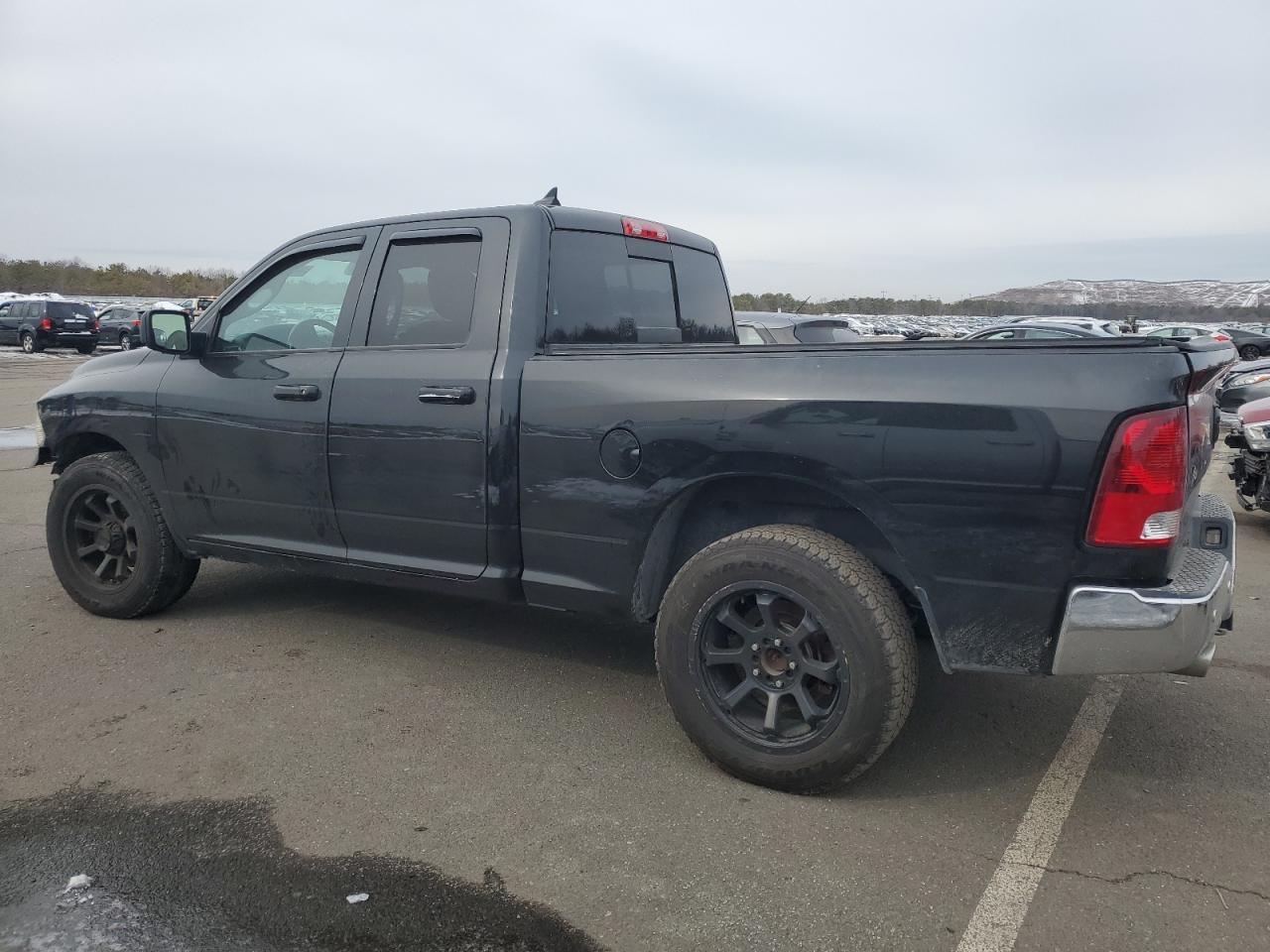 2016 RAM 1500 - Image 2
