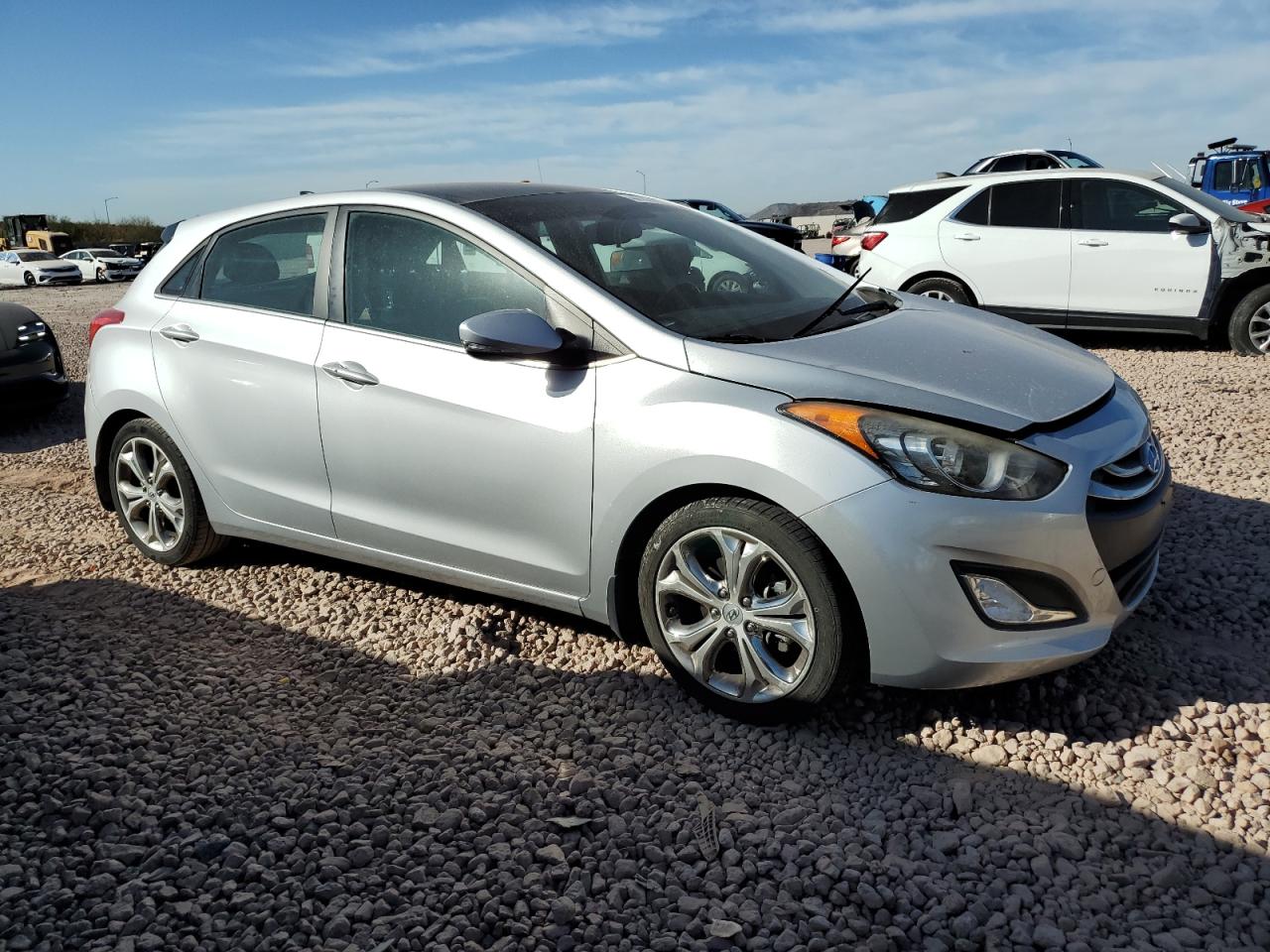 2014 Hyundai Elantra - Image 4