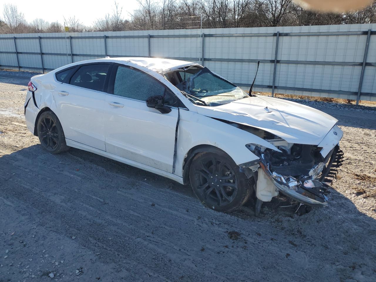 3FA6P0HD2KR215417 FORD FUSION 2019