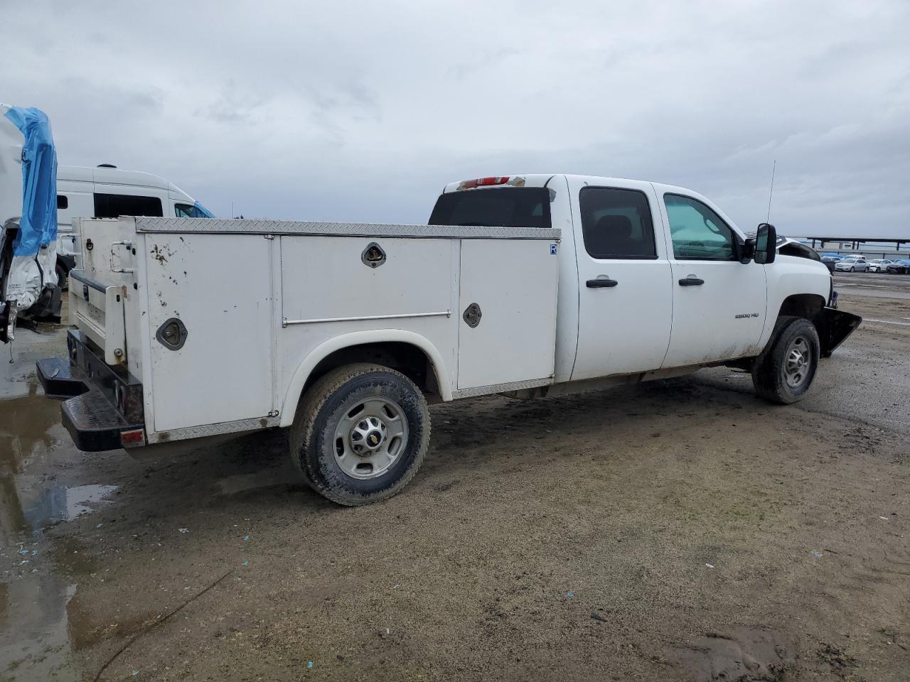 2013 Chevrolet Silverado - Image 3