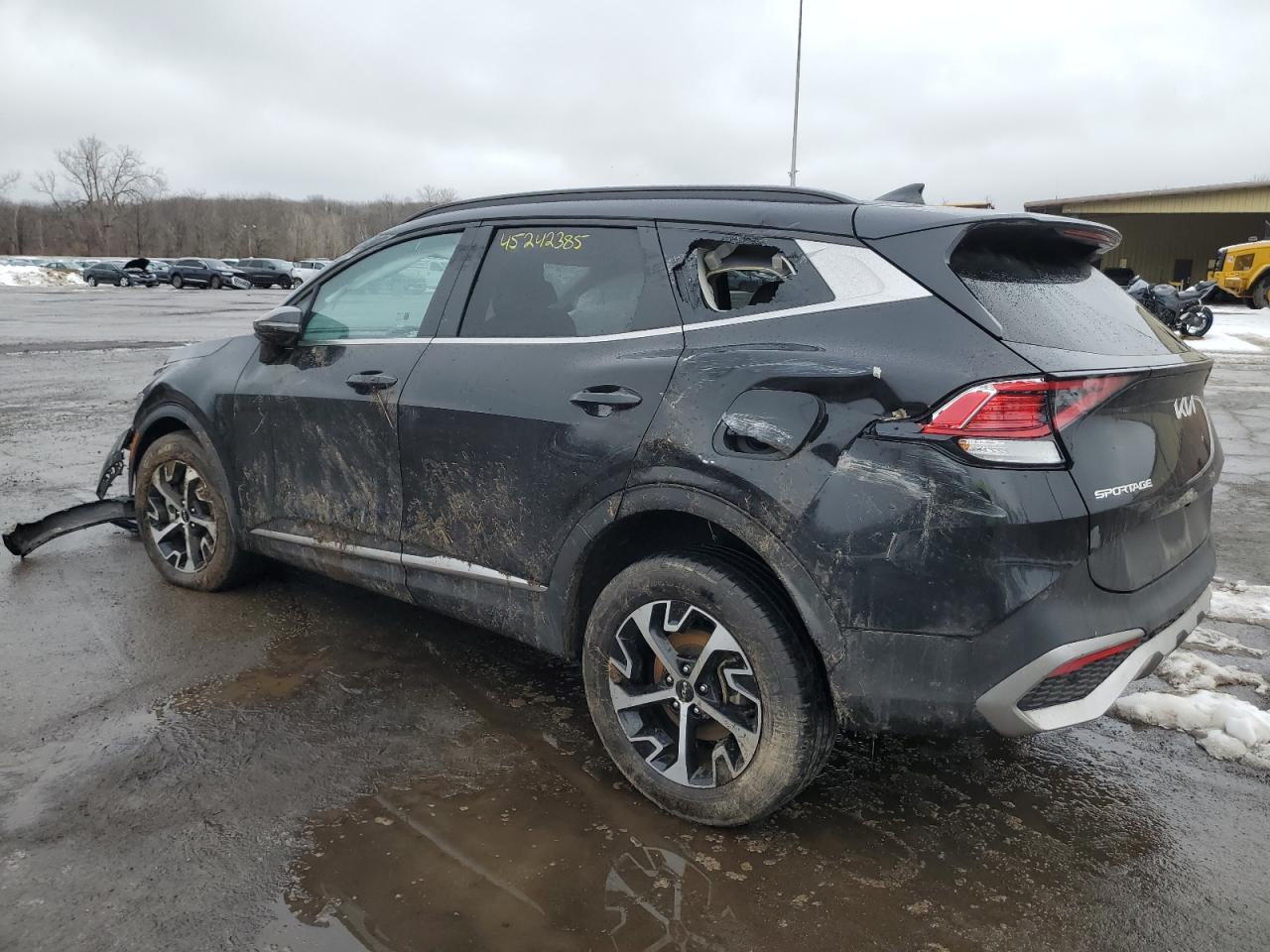 2023 Kia Sportage - Image 2