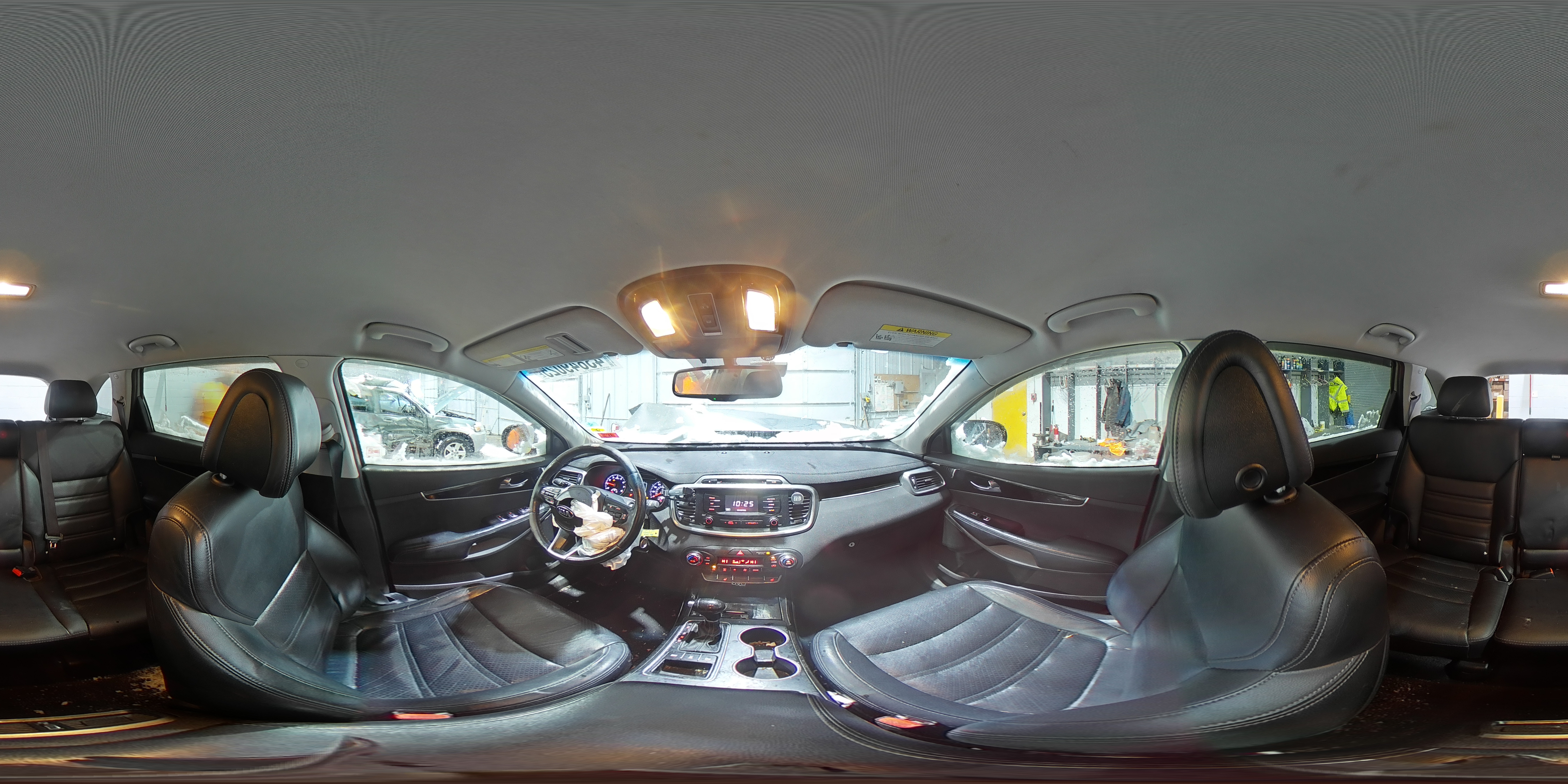2016 Kia Sorento - Image 13