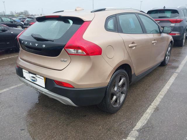 2013 VOLVO V40 CROSS