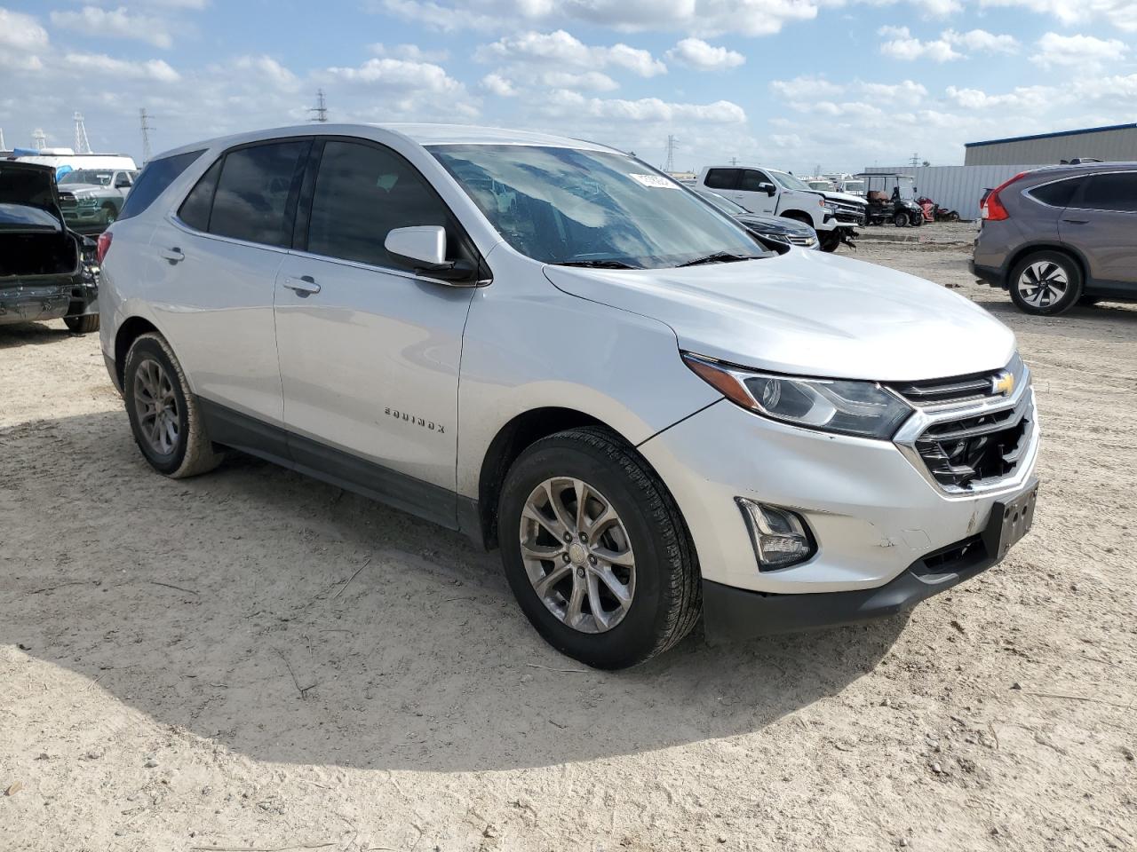 2019 Chevrolet Equinox - Image 4