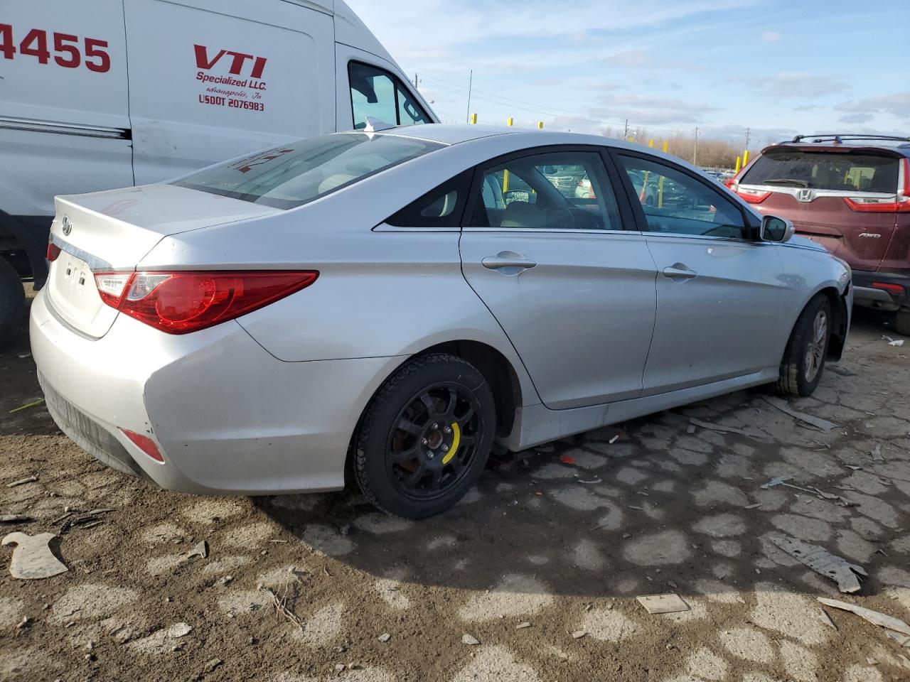 2014 Hyundai Sonata - Image 3