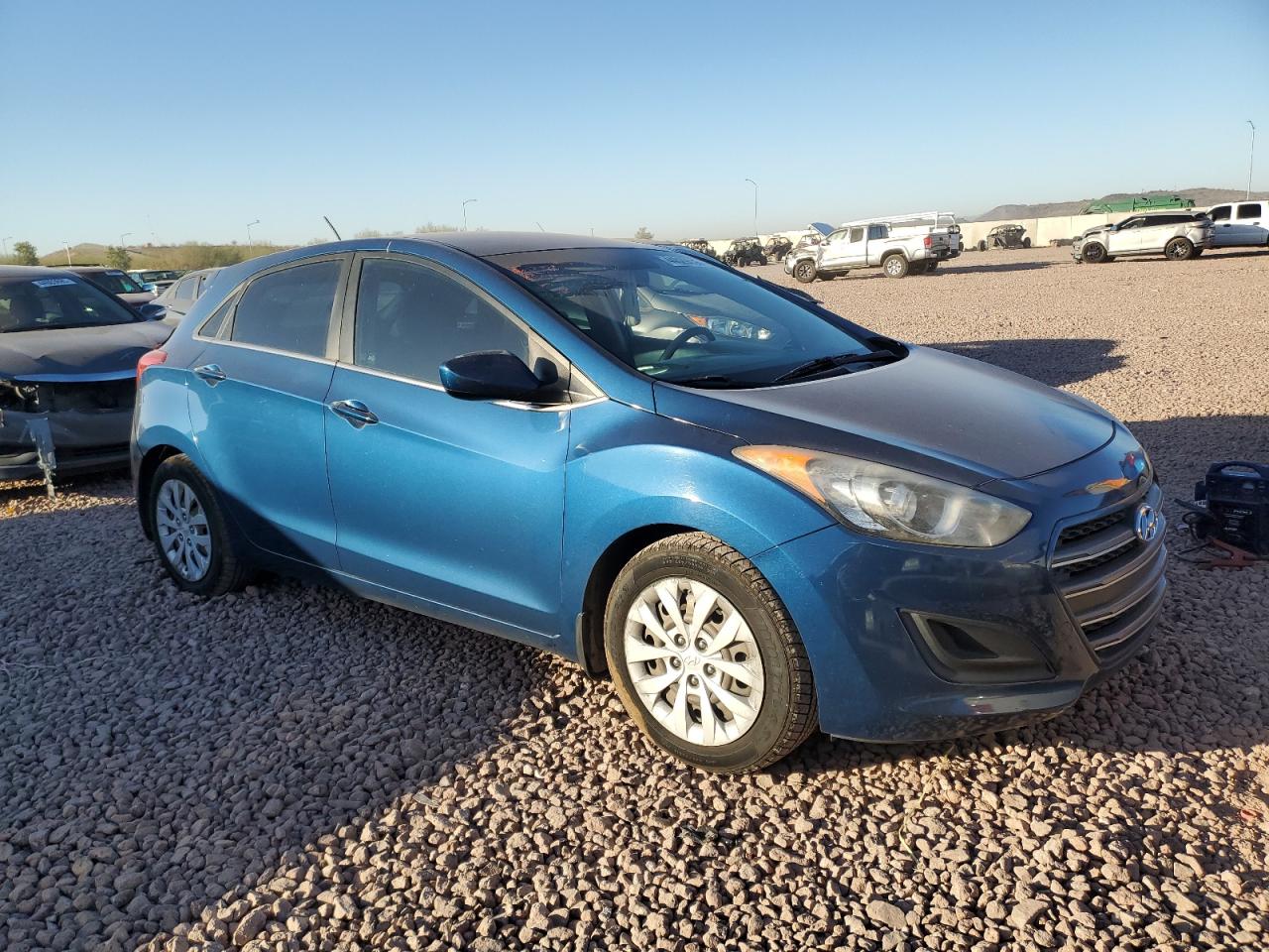 2016 Hyundai Elantra - Image 4