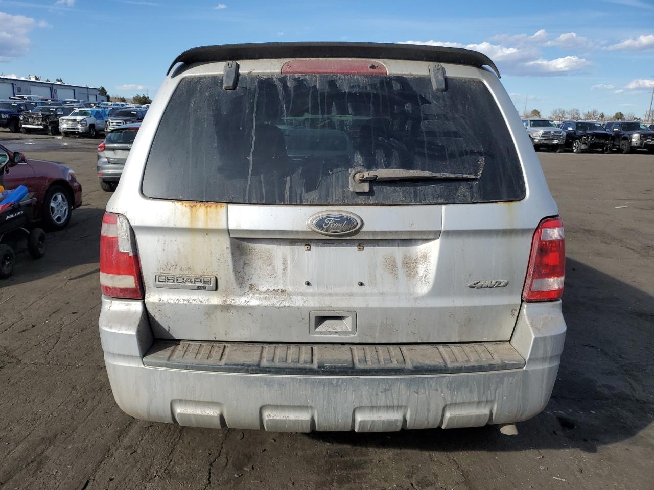 2010 Ford Escape - Image 6