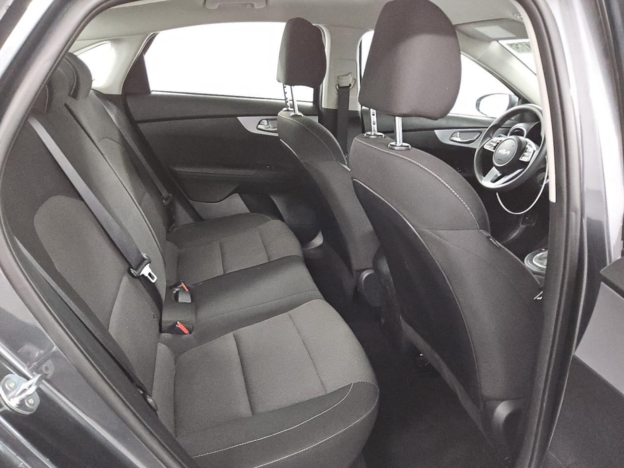 2024 Kia Forte - Image 10