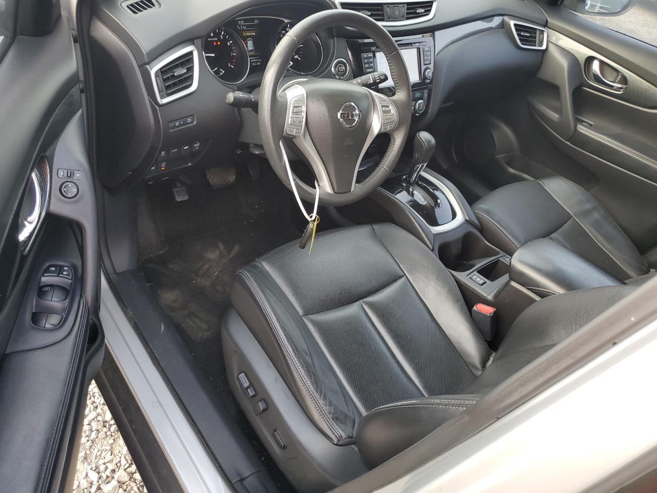 2015 Nissan Rogue - Image 8