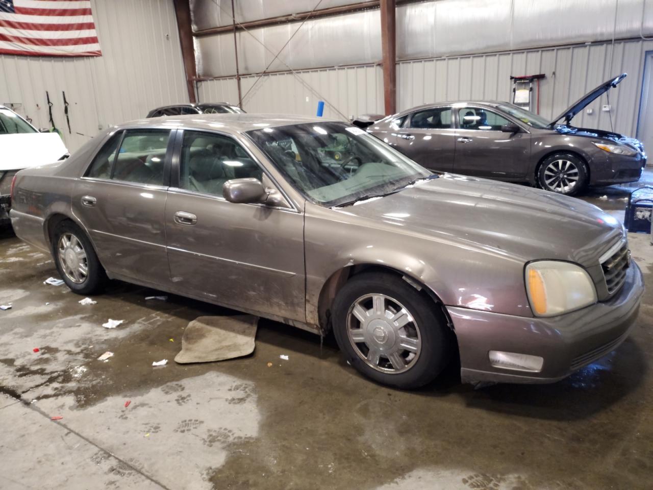 2003 Cadillac De Ville - Image 4