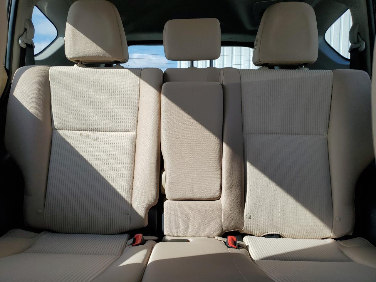 2013 Toyota RAV 4 - Image 10