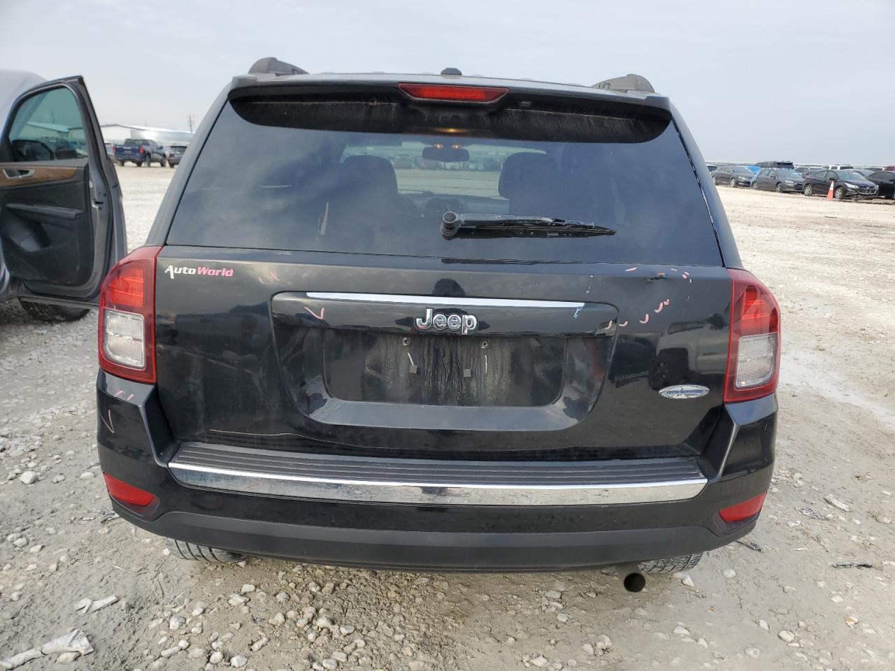 2015 Jeep Compass - Image 6