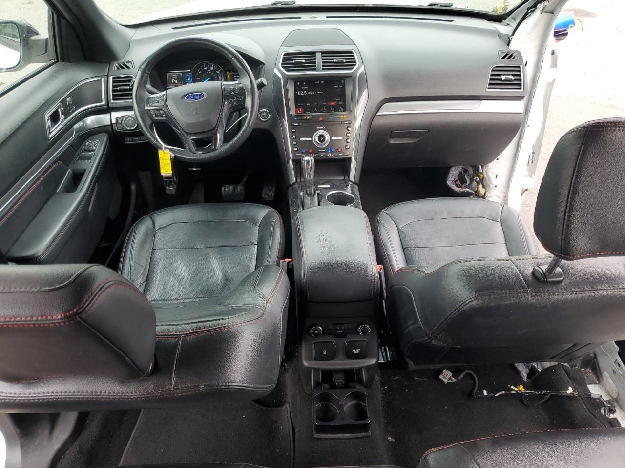 2019 Ford Explorer - Image 8