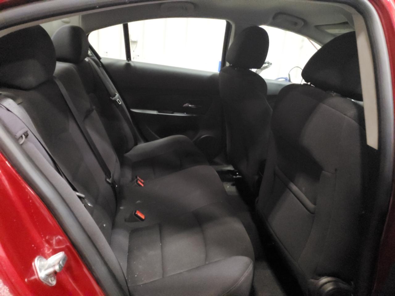 2013 Chevrolet Cruze - Image 10