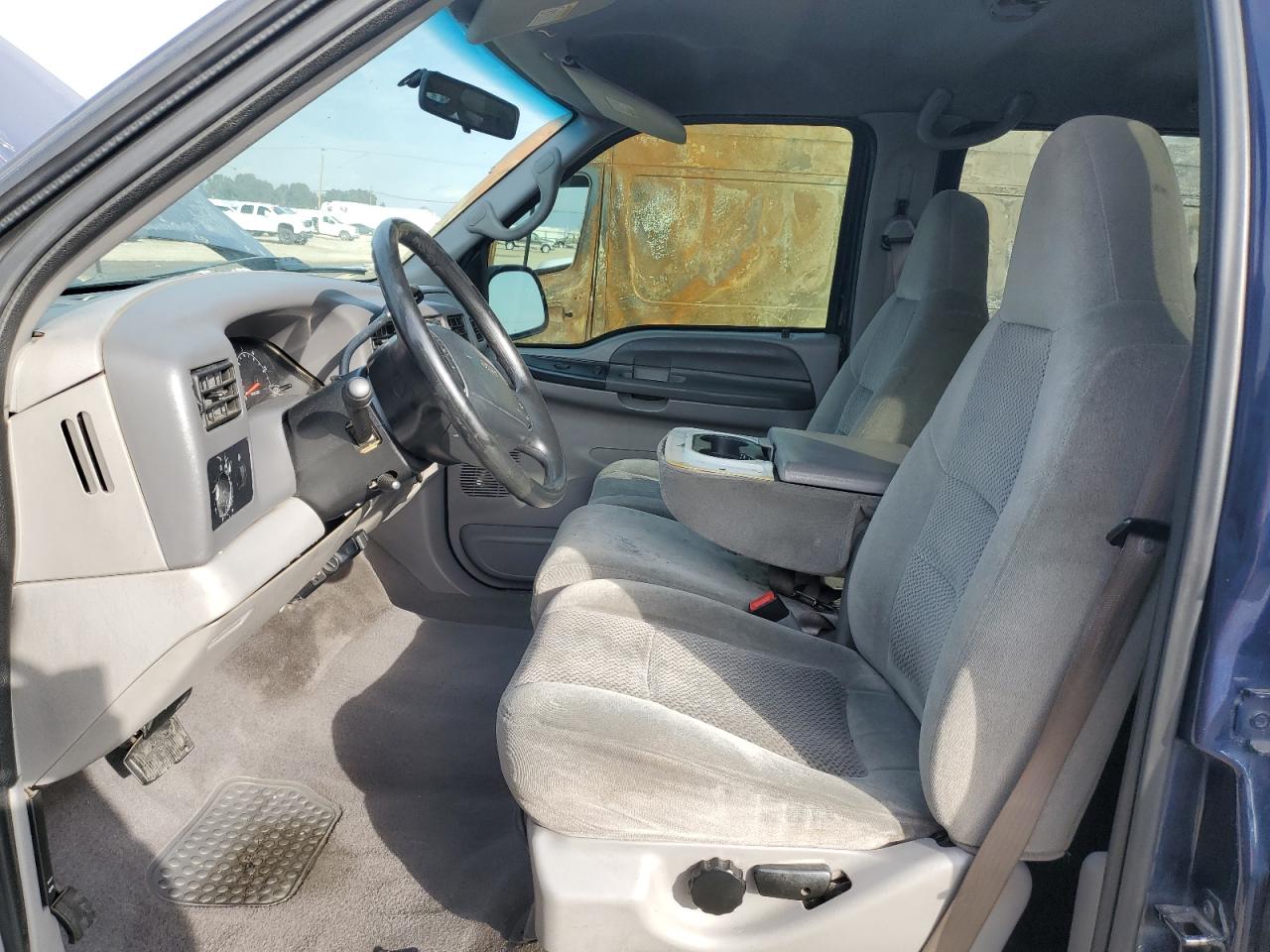 2001 Ford F250 - Image 7