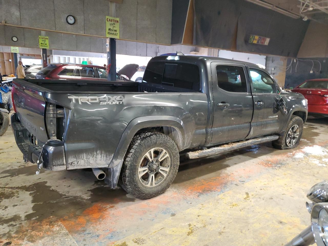 2019 Toyota Tacoma - Image 3